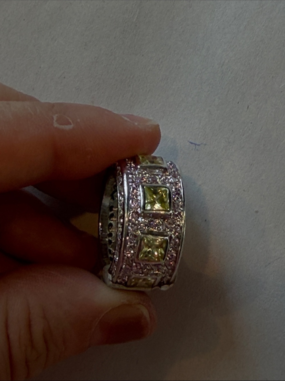 Yellow-Green Square CZ Silver-Tone Ring - Size 5 - NWT (18KGE)